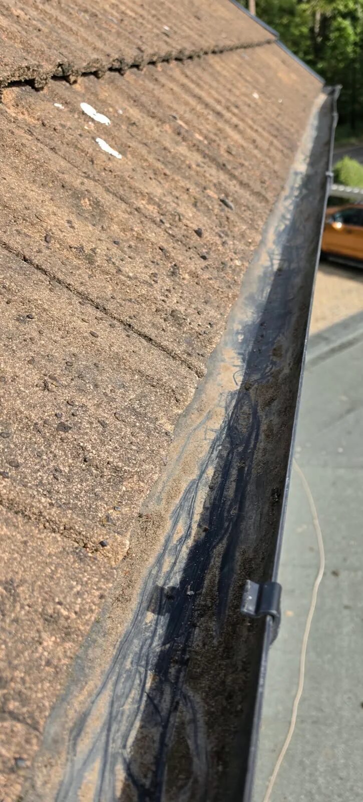 Peter's gutter completely clear after cleaning